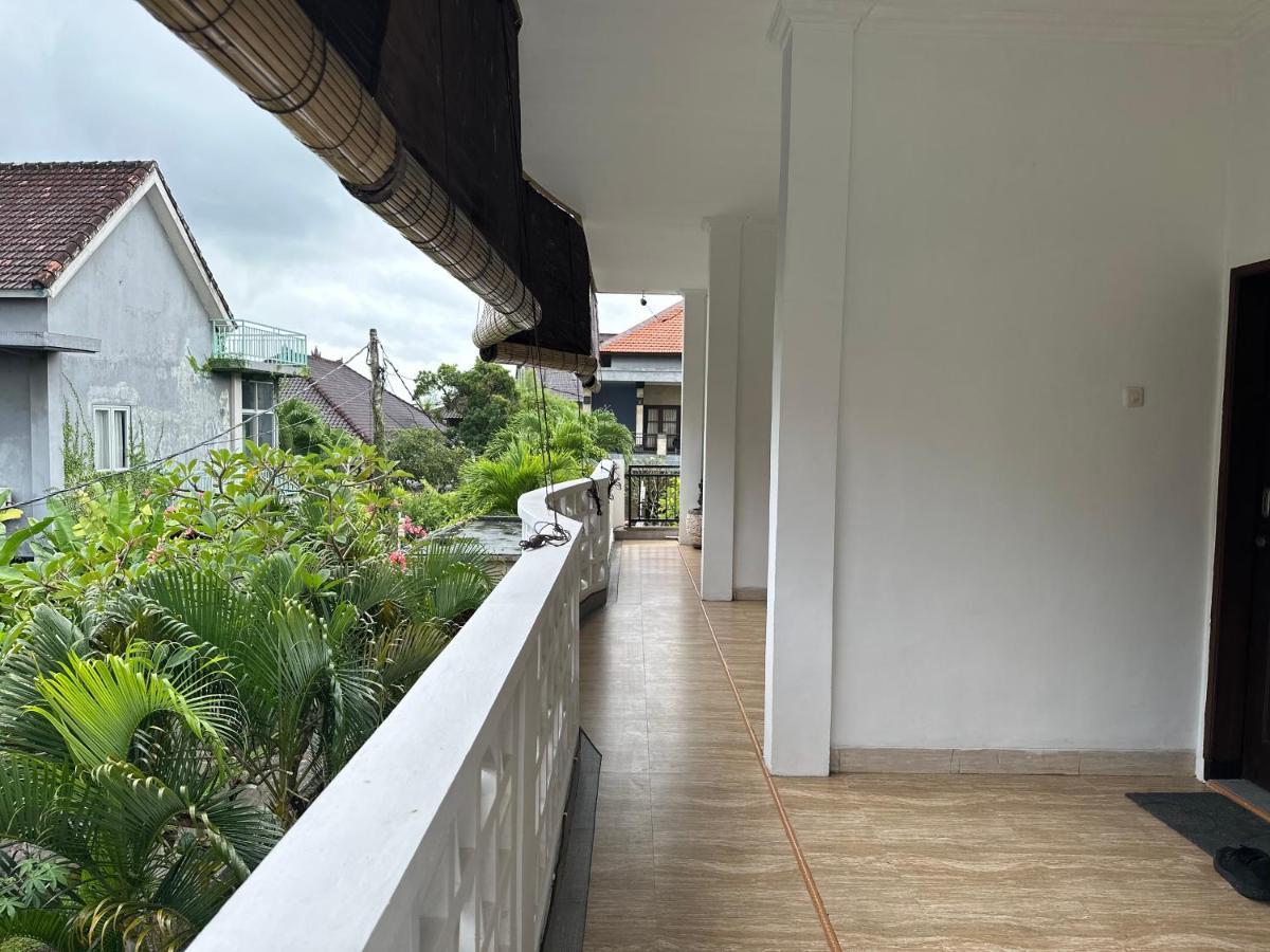 Koming Guest House Canggu  Exterior photo